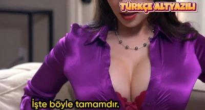 Üvey annesinin memeleri dikizlerken yakalanıyor