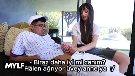 Sikim çok ağrıyor üvey anne ya.. Şimdi nasıl biraz büyüdü gibi..